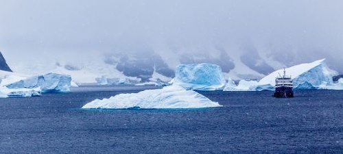 Pod ľadom na Antarktíde