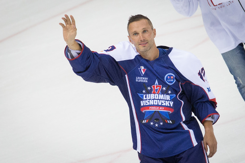 Ľubomír Višňovský sa takto lúčil s hokejovou kariérou. 