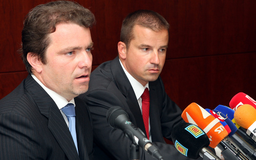 Zakladajúci členovia J&T Patrik Tkáč (vľavo) a Ivan Jakabovič
