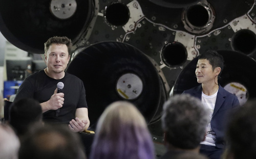 Elon Musk a Yusaku Maezawa