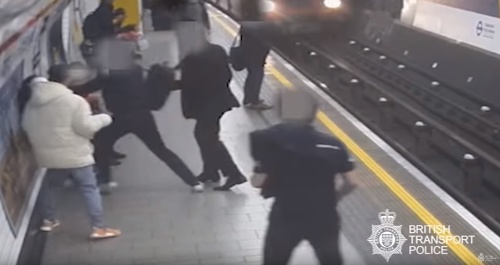 Incident na londýnskej stanici