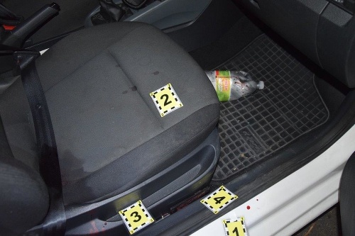 Krutá vražda v taxíku: