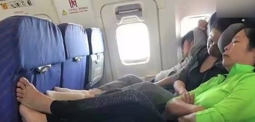 Ženy rozhnevali celé lietadlo: