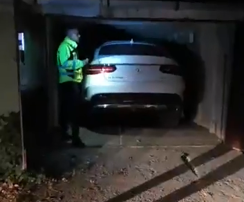 Auto, ktoré sa našlo v garáži policajta