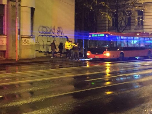 Nehoda v Bratislave: VIDEO