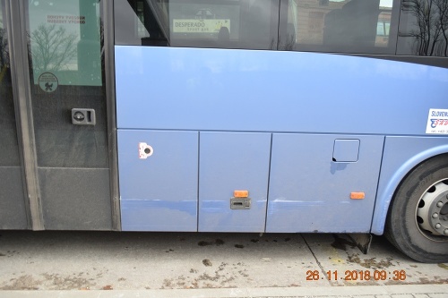 FOTO Nezodpovedný vodič autobusu