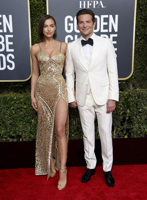 Bradley Cooper so svojou sexi partnerkou Irinou Shayk. 