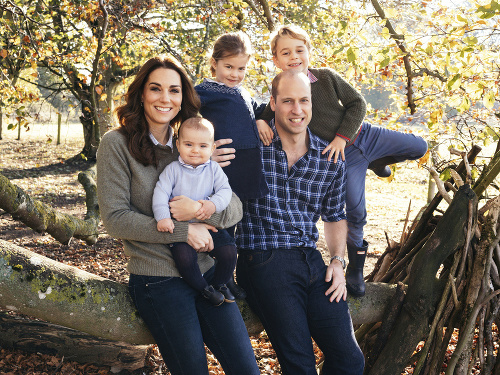 Princ William s manželkou a deťmi.