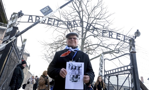 Pozostalý v bývalom nacistickom nemeckom koncentračnom a vyhladzovacom tábore Osvienčim