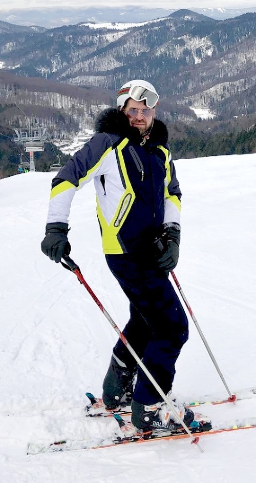 Módny návrhár preferuje lyže, avšak na bežkovanie nedá dopustiť.