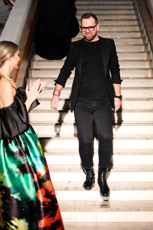 Fero Mikloško odporúča na lyžovačku výrazné farby. Nie sú len nápadné, ale aj bezpečné.