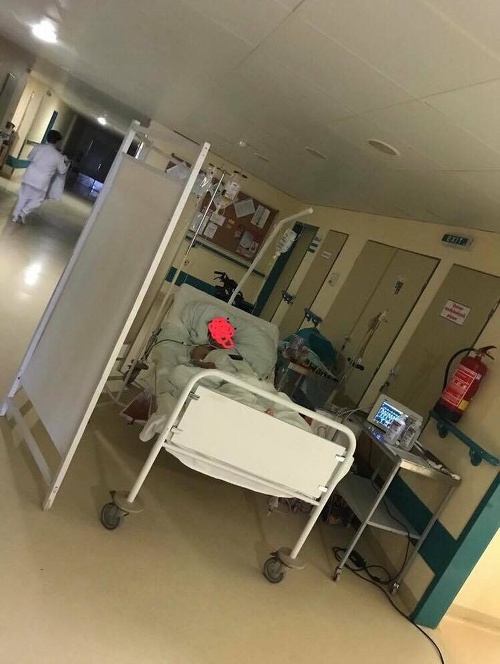 Snímka pacientky Evy z nemocničnej chodby, ktorá otriasla Slovenskom.