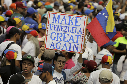 Demonštranti vo Venezuele