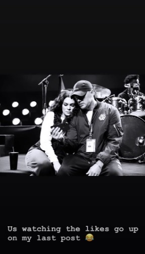 Channing Tatum vraj rád sleduje svoju partnerku Jessie J počas koncertov.