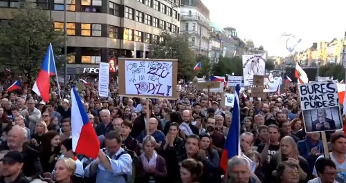 Obrovská demonštrácia v Prahe: