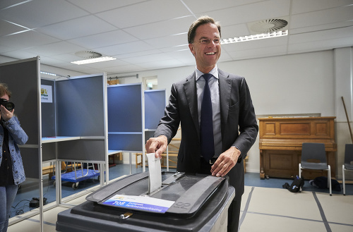 Eurovoľby v Holandsku. Odvolil aj Mark Rutte.