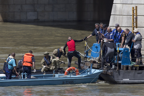 Zrážka lodí pri Budapešti: