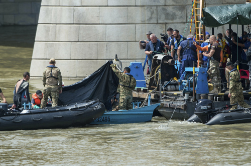 Zrážka lodí pri Budapešti: