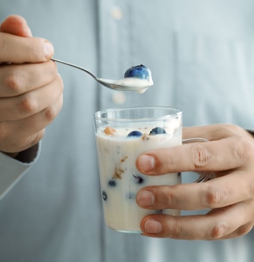 Pravidelná konzumácia jogurtu znižuje