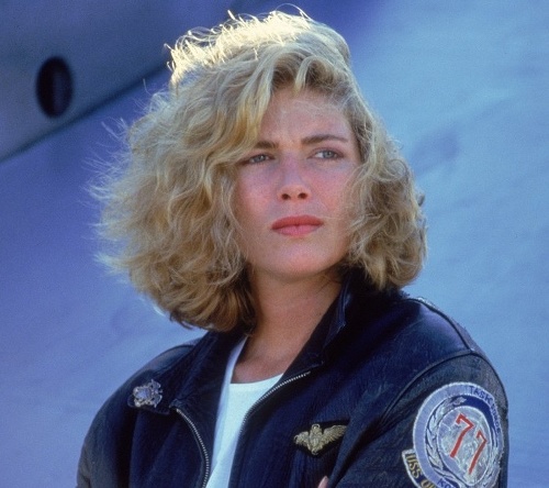Kelly McGillis vo filme Top Gun ohúrila mnohých mužov. 