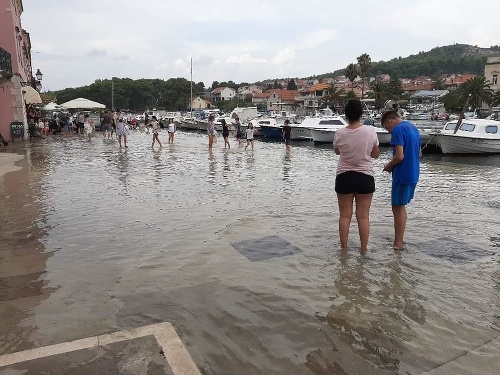 Nepriaznivé počasie v Chorvátsku.