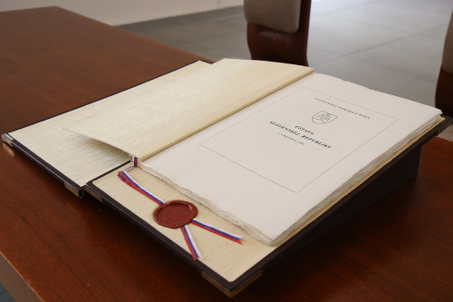 Ústava Slovenskej Republiky.