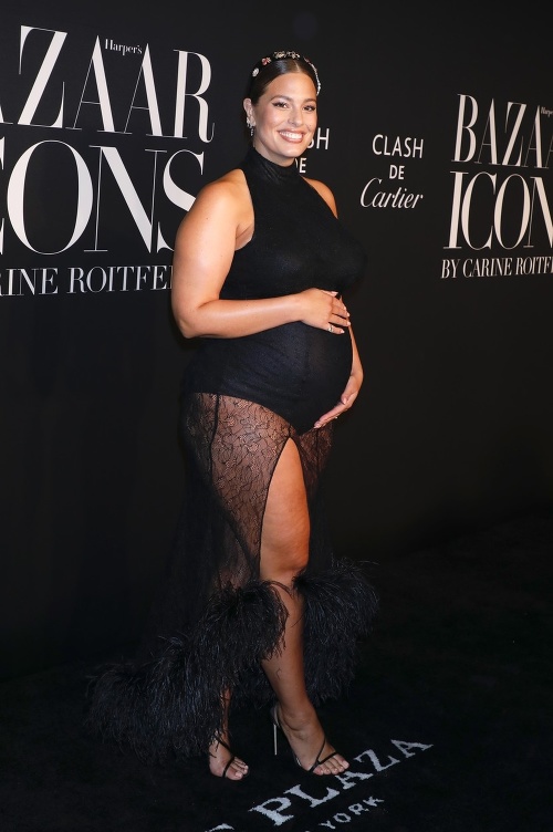 Ashley Graham chce byť sexi aj počas tehotenstva. 