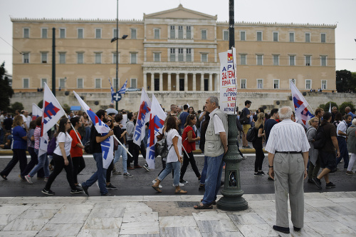 Grécko zasiahla ďalšia vlna