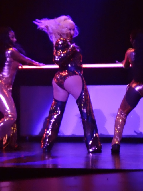 Christina Aguilera sa predviedla v provokatívnych outfitoch. 