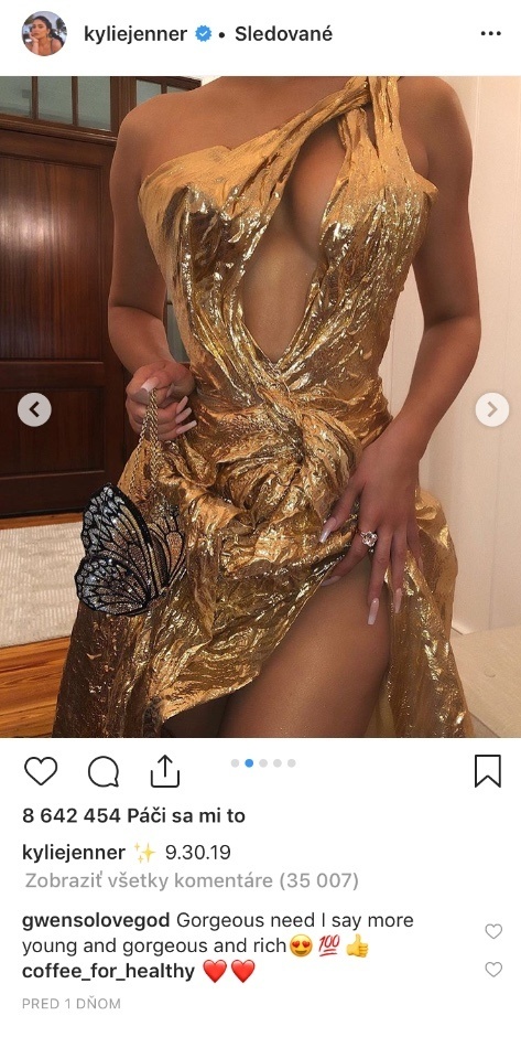 Kylie Jenner sa fotkami v provokatívnych šatách pochválila na instagrame. 
