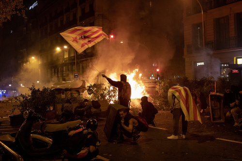 Protesty v Barcelone sa