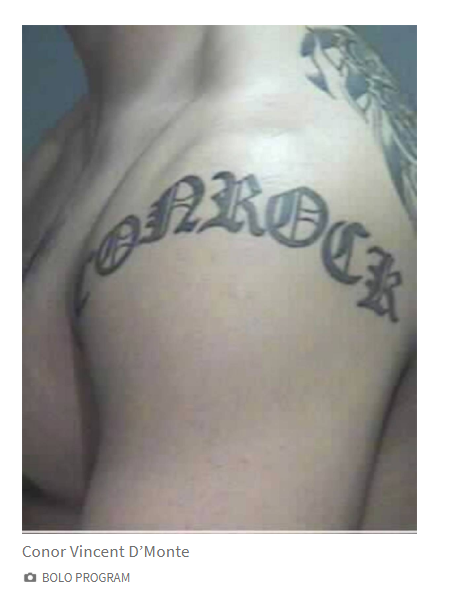 Jedno z tetovaní, ktoré zdobili hľadaného. Je otázne, či po čase nezmenil výzor.