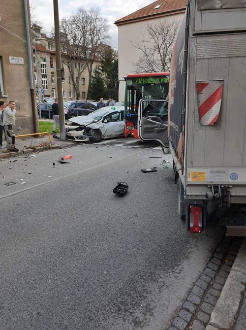 Nehoda v Bratislave.