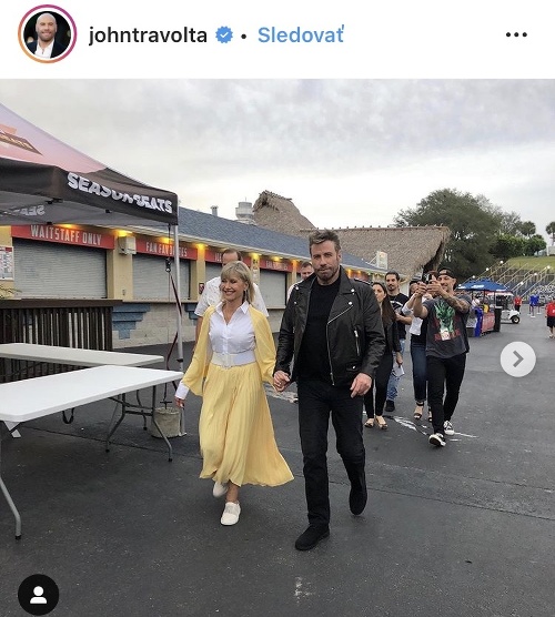John Travolta a Olivia Newton-John sa vrátili v čase. 