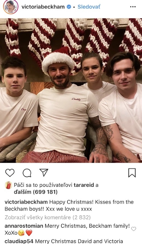 Victoria Beckham zverejnila na instagrame takúto fotku, na ktorej pózujú z ich rodiny len chlapi. 