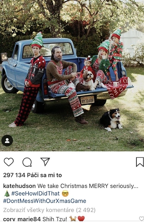 Herečka Kate Hudson zverejnila takúto originálnu rodinú fotku. 