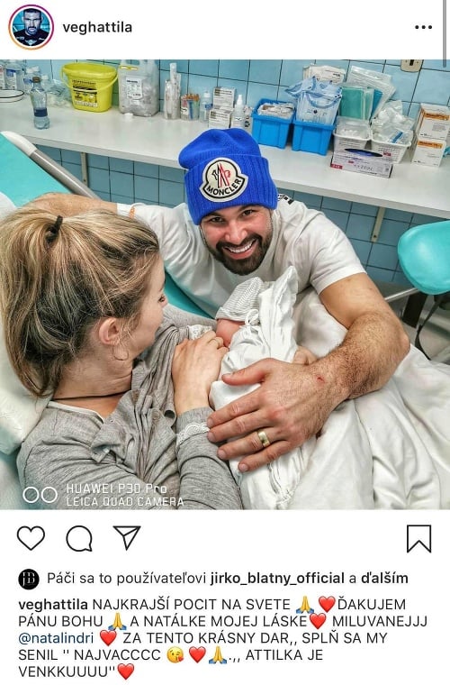 Attila Végh sa na Instagrame pochválil fotkou z pôrodnej sály. Stal sa z neho otec malého Attilu.