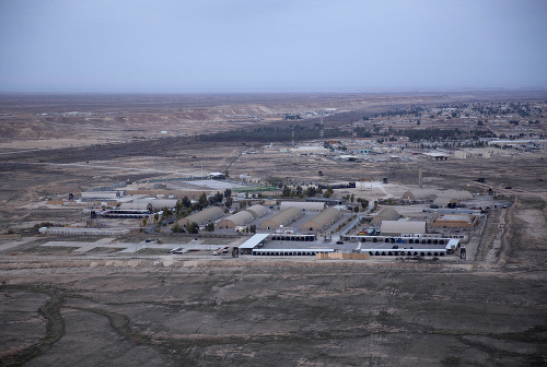 Na archívnej snímke z 29. decembra 2019 je iracká vojenská letecká základňa Ajn al-Asad v západoirackej provincii Anbár.