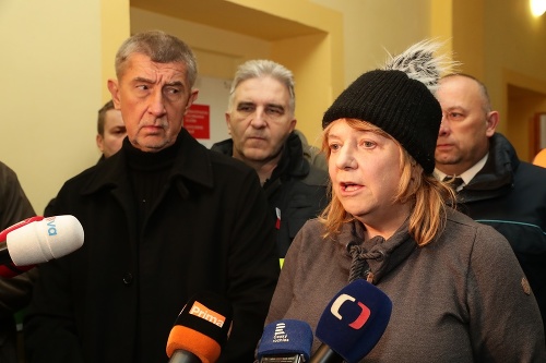 Český premiér Andrej Babiš a starostka Vejprt Jitka Gavdunová