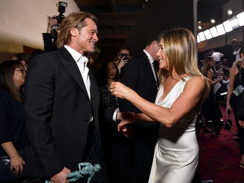 Jennifer Aniston a Brad Pitt si k sebe opäť našli cestu.