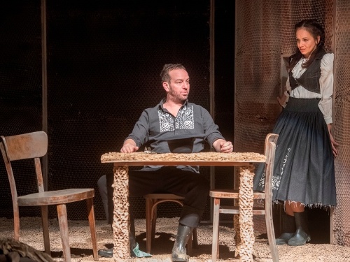 Michal Soltész ako Gustáv