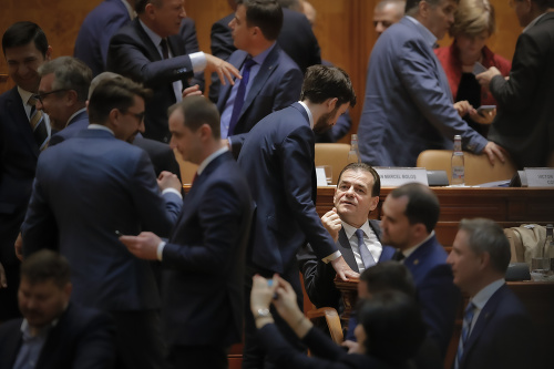 Rumunský parlament vyslovil nedôveru