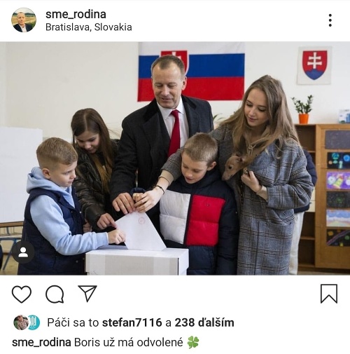 Boris Kollár odvolil v sprievode detí. 