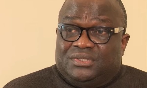 Pracovníčku železníc opľul muž: