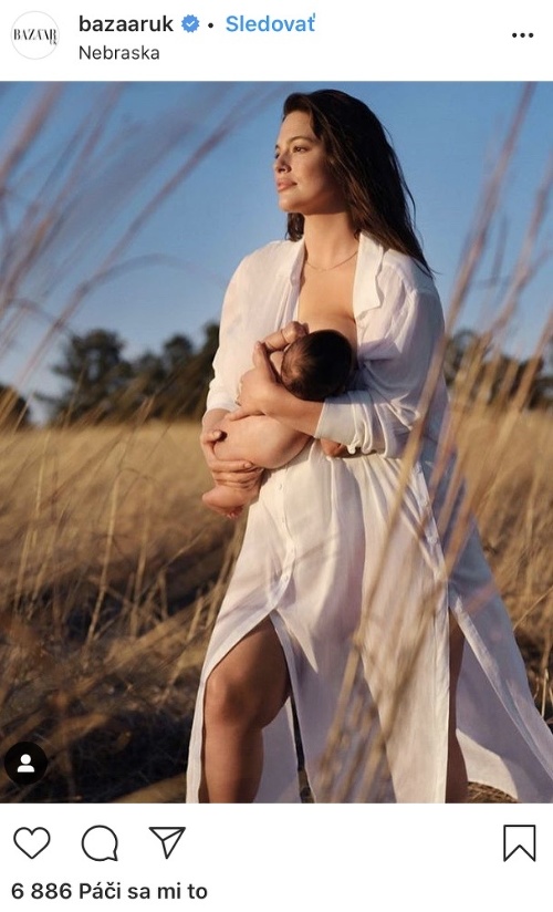 Ashley Graham na intímnej fotografii dojčí svojho synčeka. 