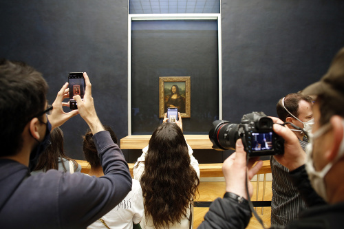 Louvre znovu otvorili pre