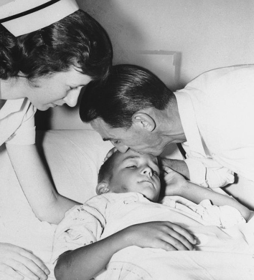 Roger v nemocnici so svojím otcom pár dní po nešťastí