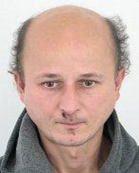 Polícia pátra po 40-ročnom