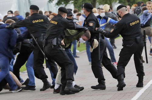 FOTO Bielorusi protestovali proti
