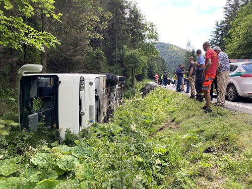 Vážna nehoda pri Donovaloch: